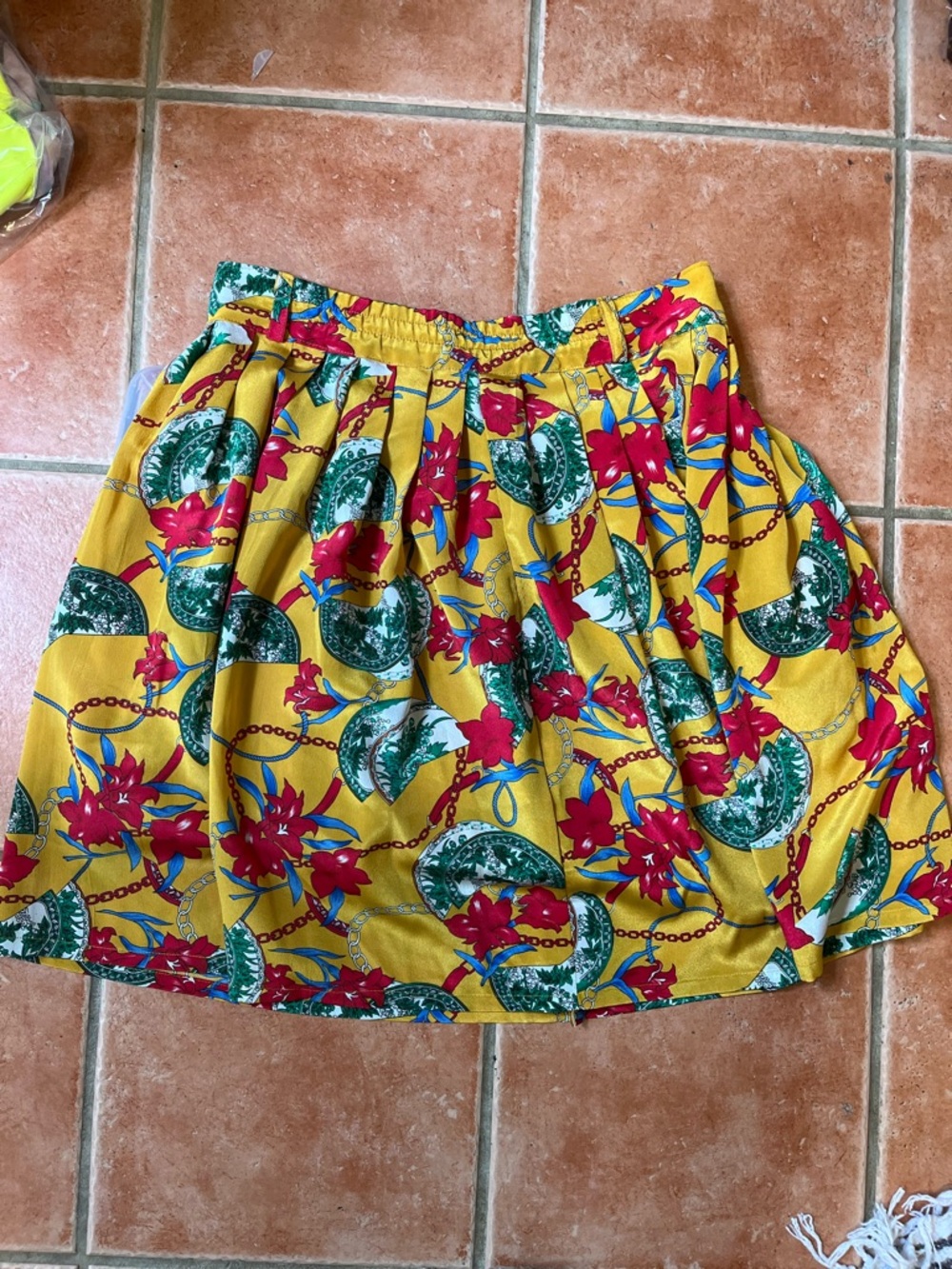Yellow Floral Print Pleated Mini Skirt